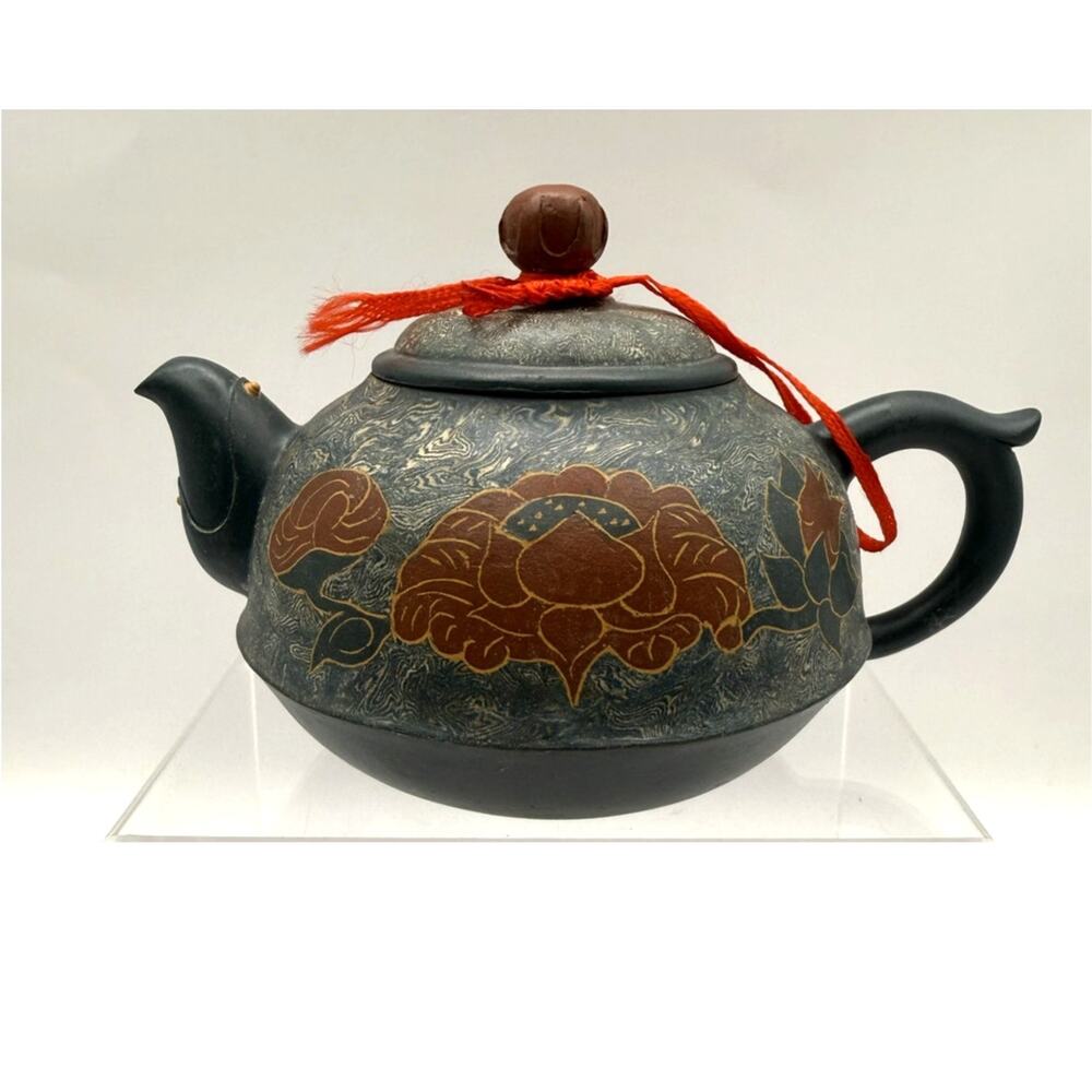 Chinese Yixing Zisha (Purple Clay) Teapot-Signed